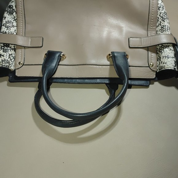 Coach swagger Leather Snake Print Satchel Handbag Adjustable Strap Beige Black - Picture 3 of 12